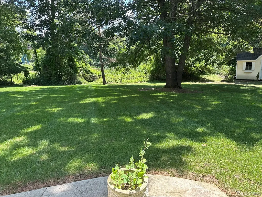 962 Hidden Valley Drive Orion Charter Township MI 48362