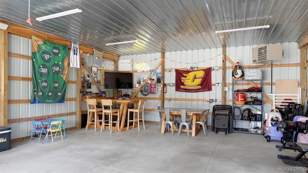 7677 Washburn Washington Township MI 48094