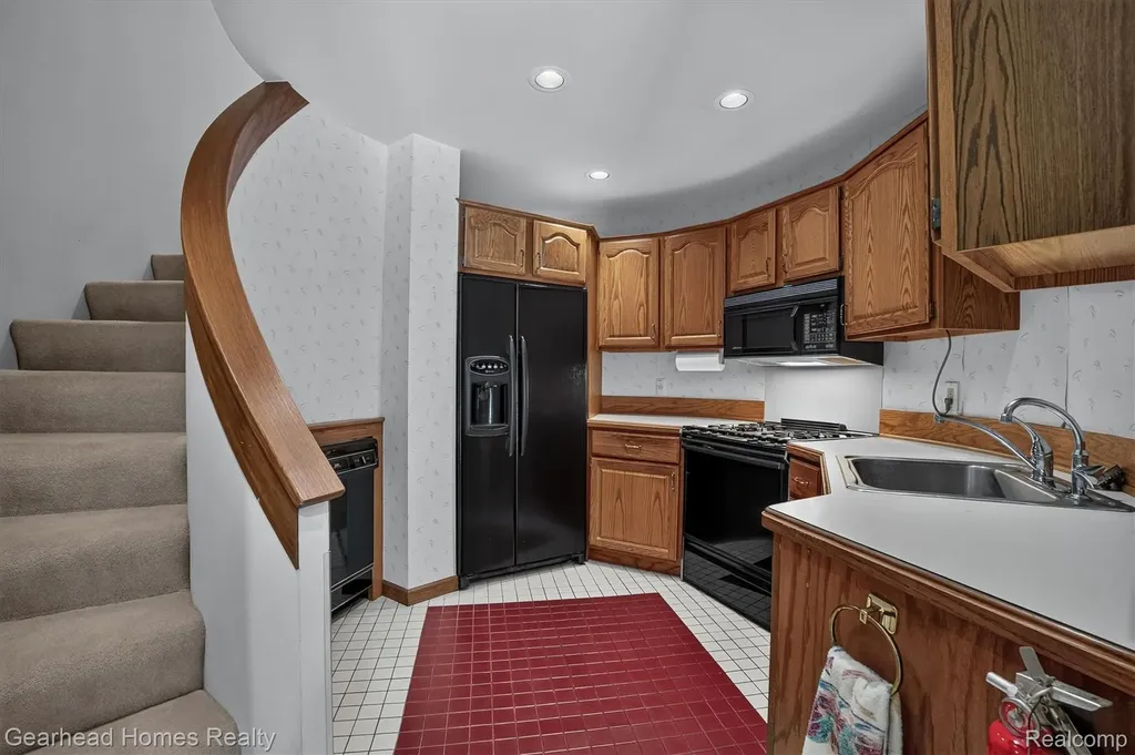 3486 W Drahner Road Oxford Charter Township MI 48371