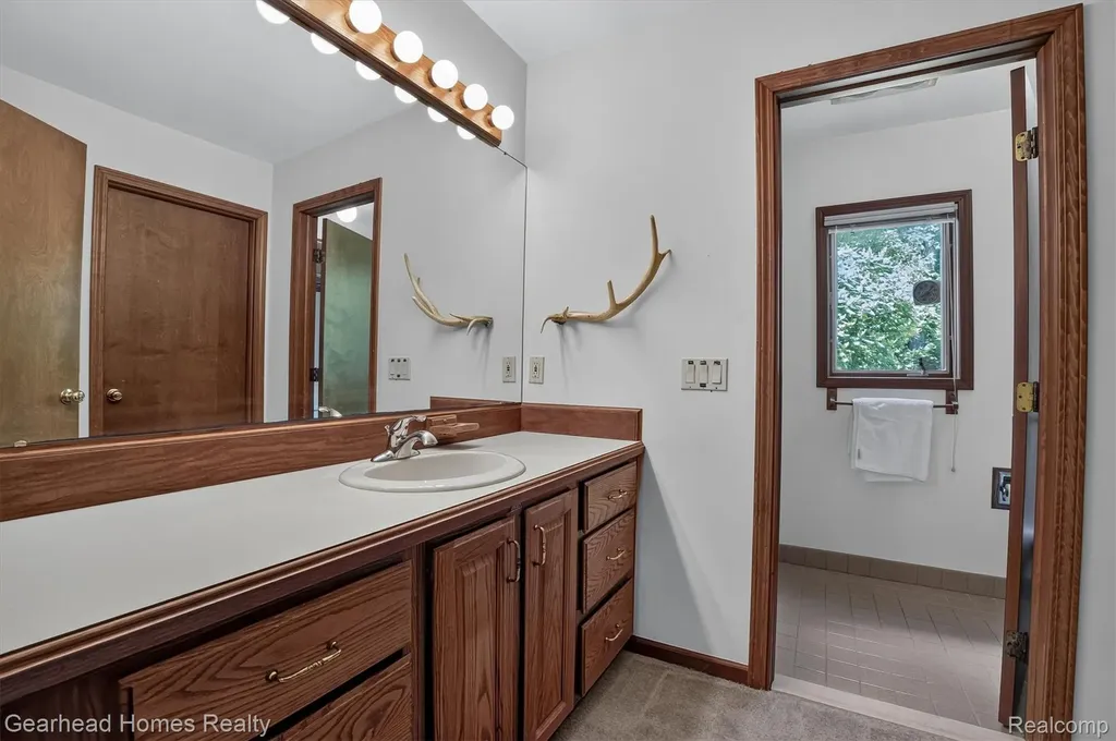 3486 W Drahner Road Oxford Charter Township MI 48371