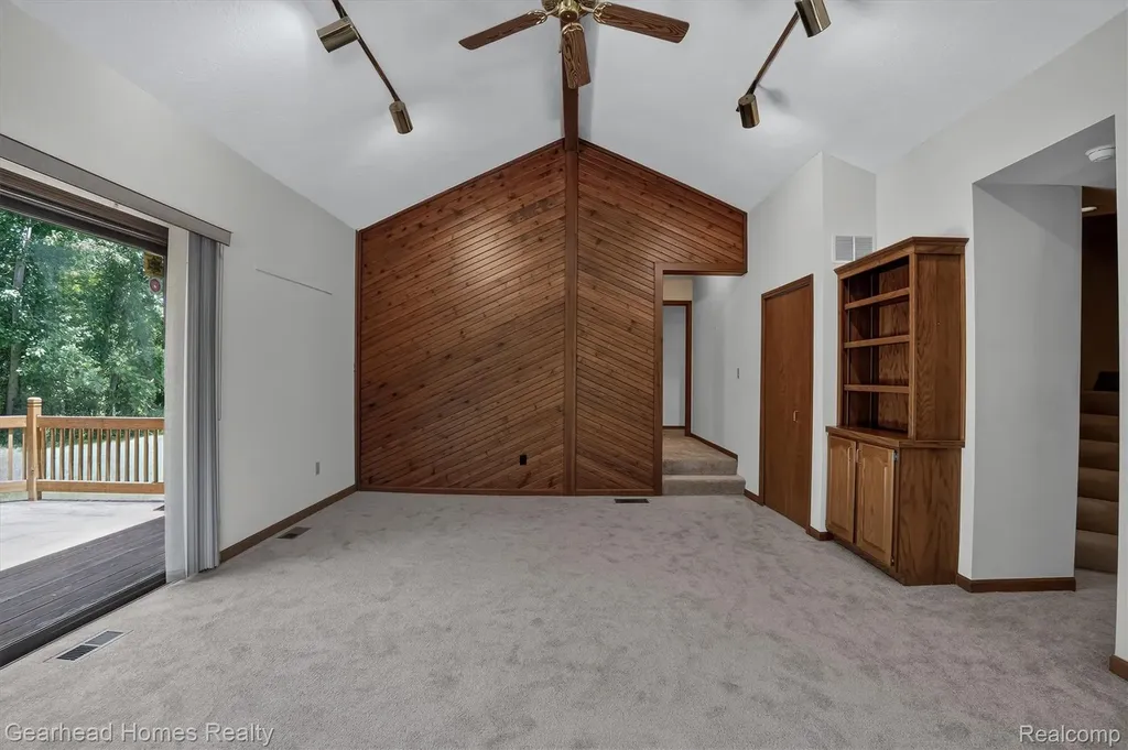 3486 W Drahner Road Oxford Charter Township MI 48371