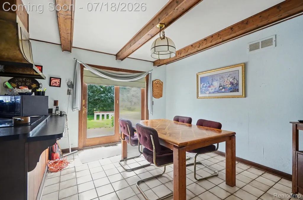 24730 Creekside Drive Farmington Hills City MI 48336