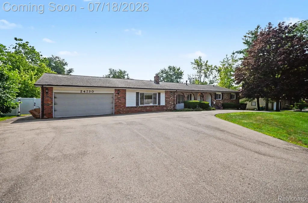 24730 Creekside Drive Farmington Hills City MI 48336