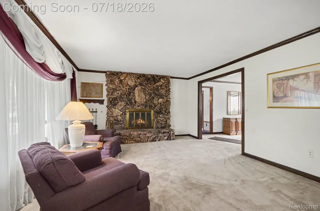 24730 Creekside Drive Farmington Hills City MI 48336