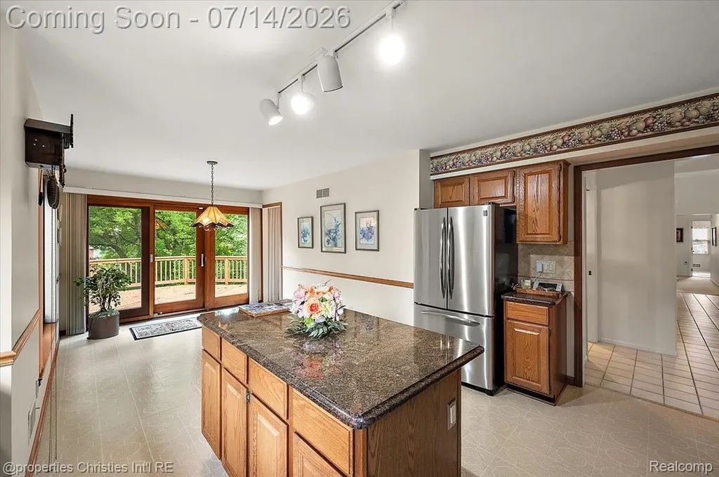 969 Whitegate Drive Northville City MI 48167
