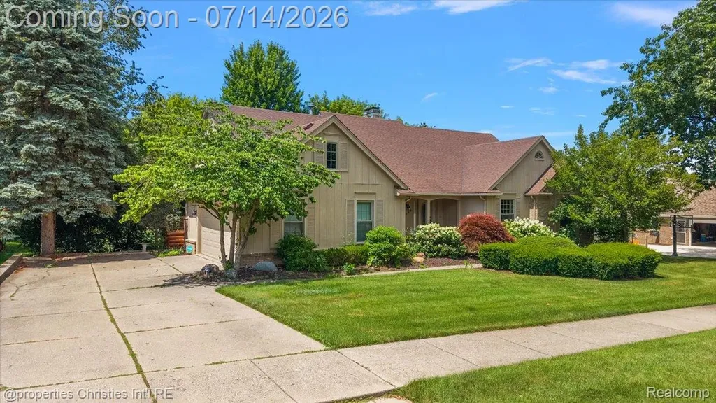 969 Whitegate Drive Northville City MI 48167