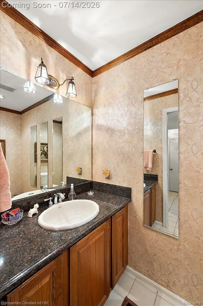 969 Whitegate Drive Northville City MI 48167
