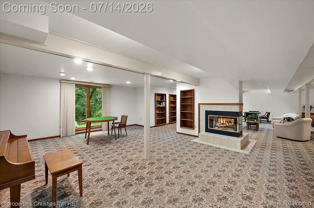 969 Whitegate Drive Northville City MI 48167