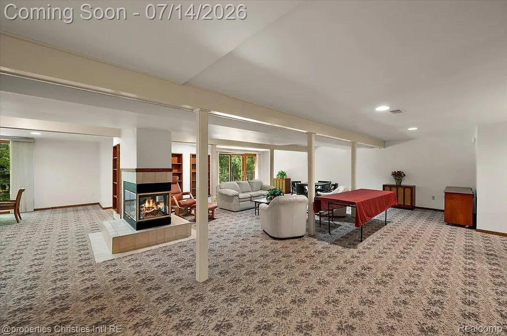 969 Whitegate Drive Northville City MI 48167