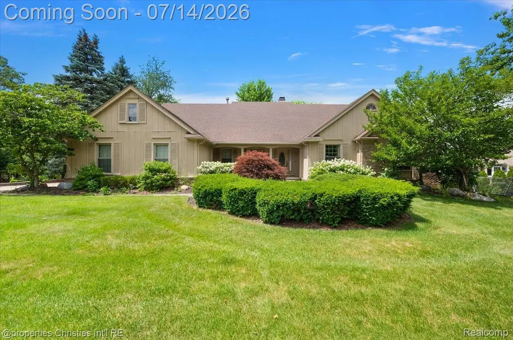 969 Whitegate Drive Northville City MI 48167