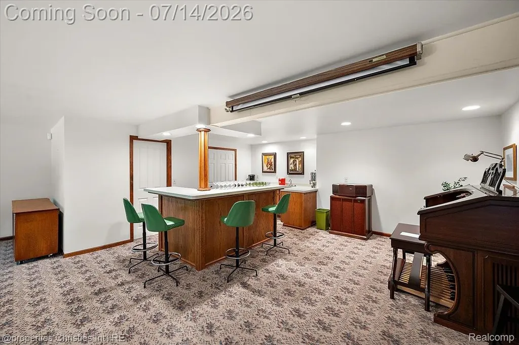 969 Whitegate Drive Northville City MI 48167