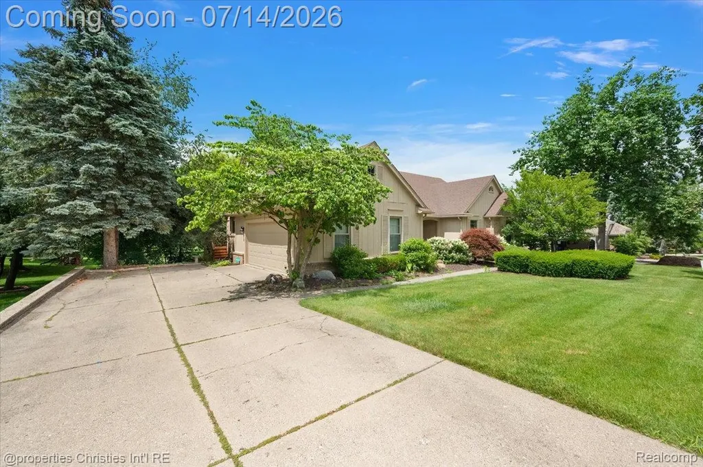 969 Whitegate Drive Northville City MI 48167