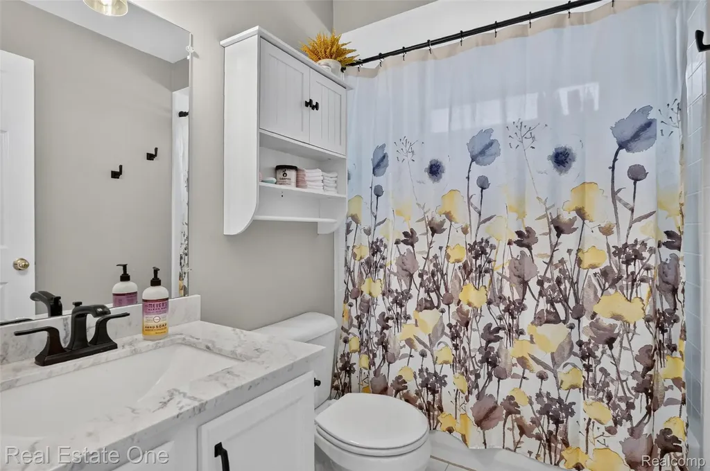 4165 Kristine Court Canton Charter Township MI 48188