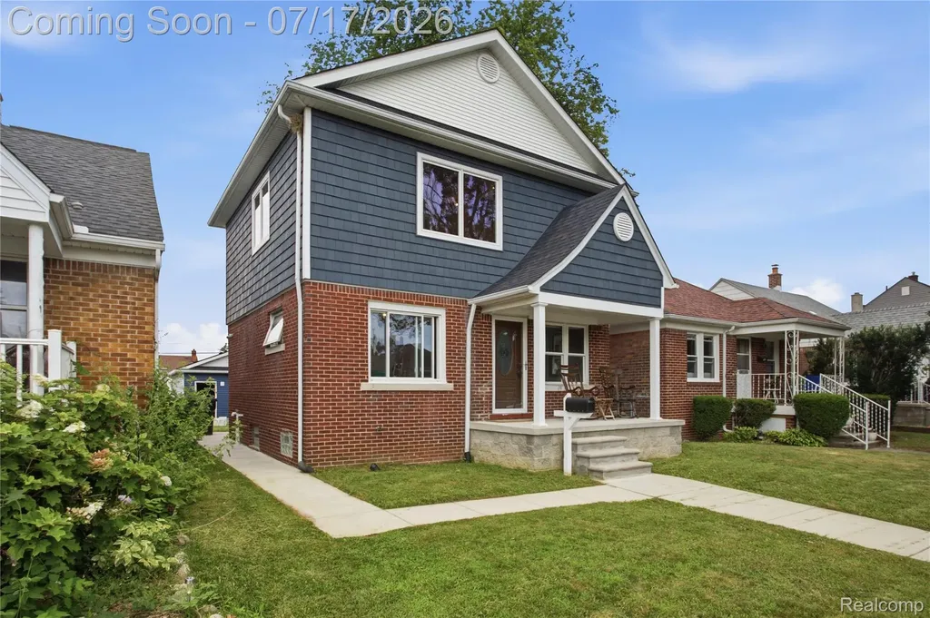1058 Mollno Street Wyandotte City MI 48192