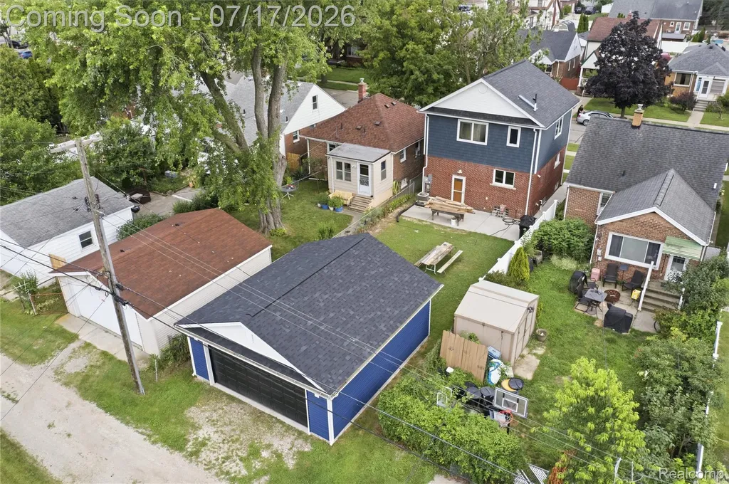 1058 Mollno Street Wyandotte City MI 48192