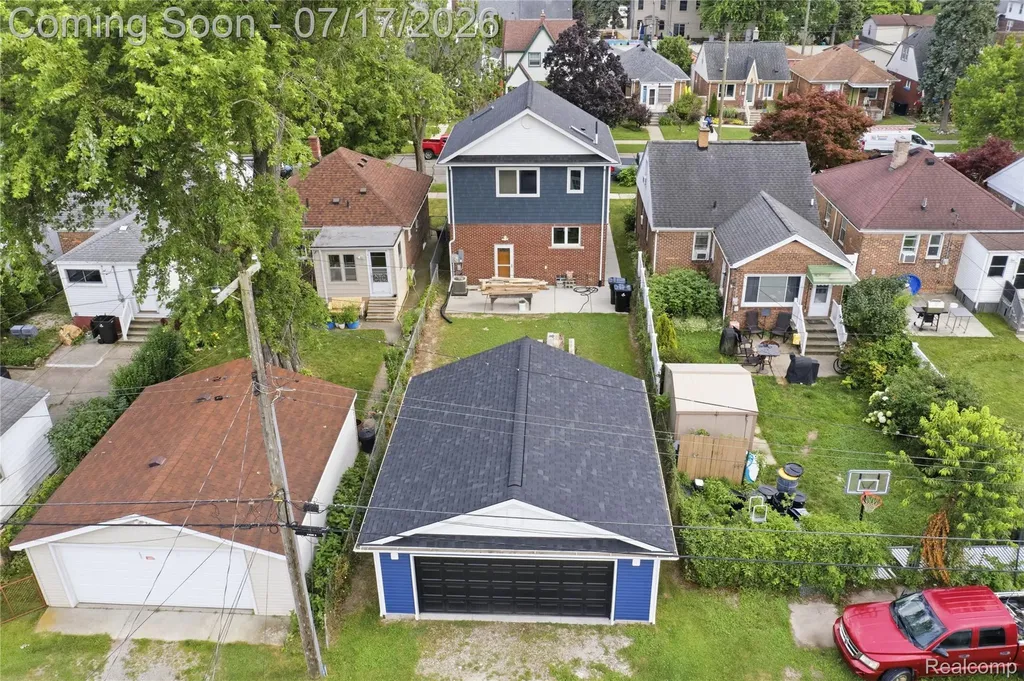 1058 Mollno Street Wyandotte City MI 48192