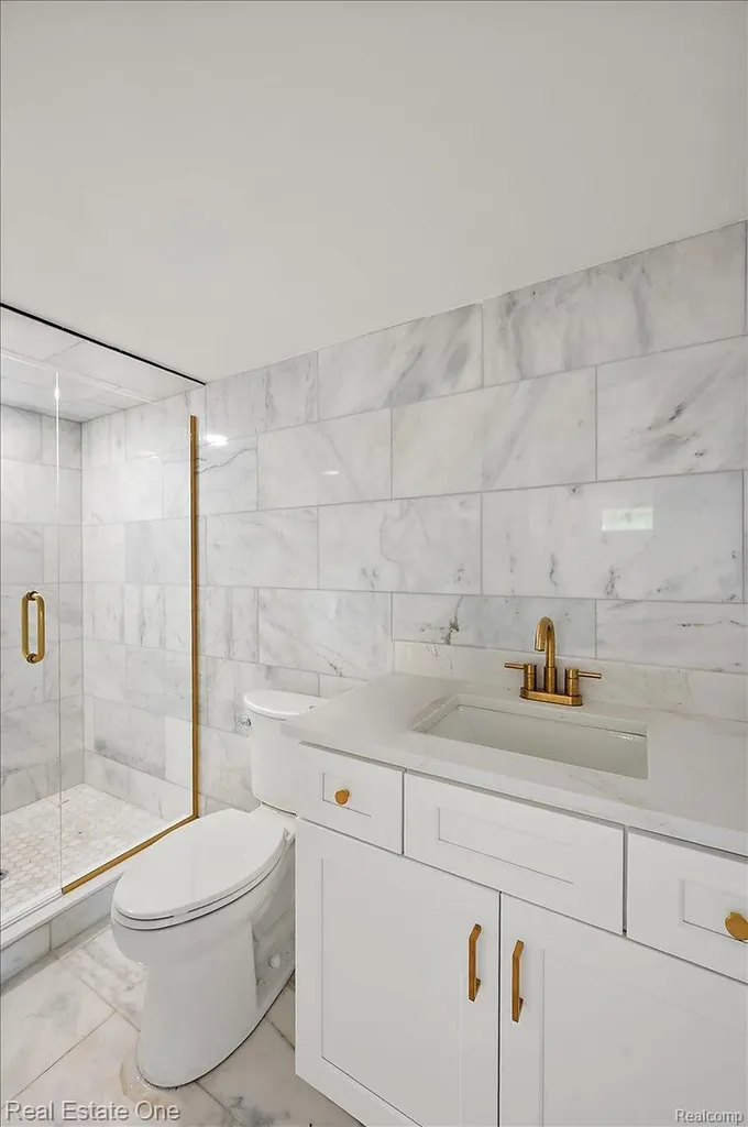 847 Fairview Street Lake Orion Village MI 48362