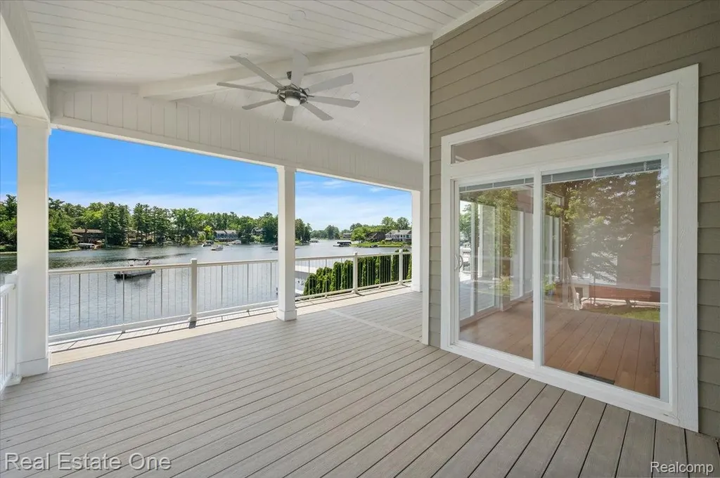 847 Fairview Street Lake Orion Village MI 48362
