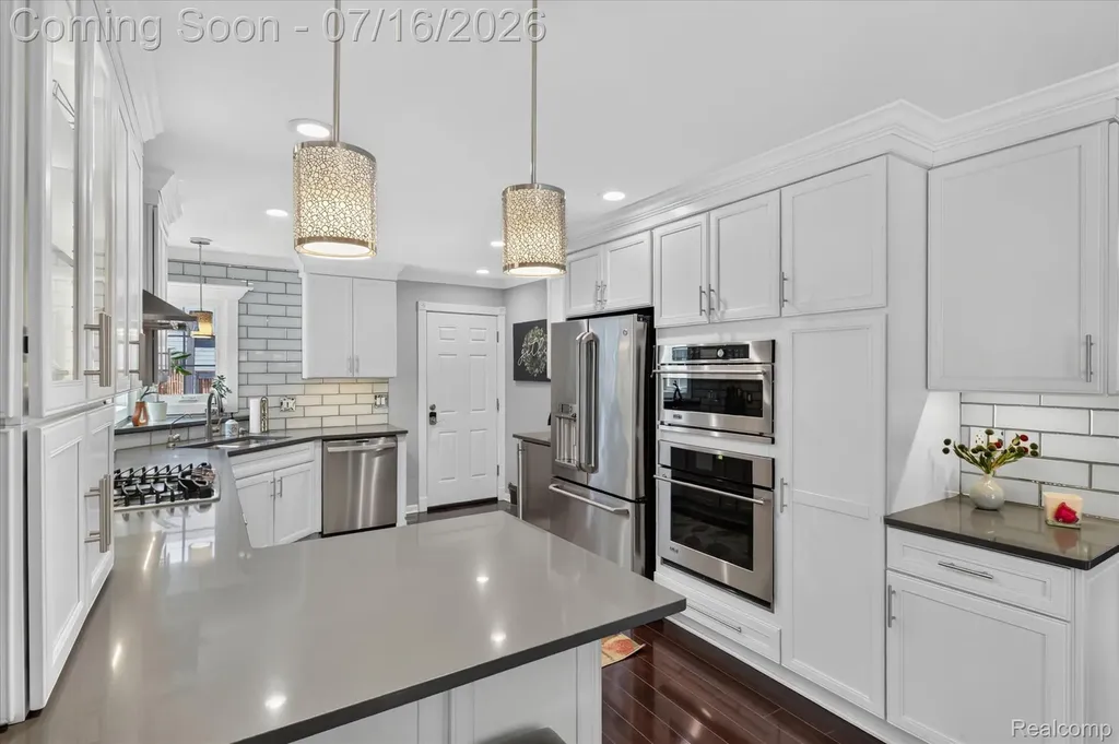 845 Abbey Lane Milford Village MI 48381