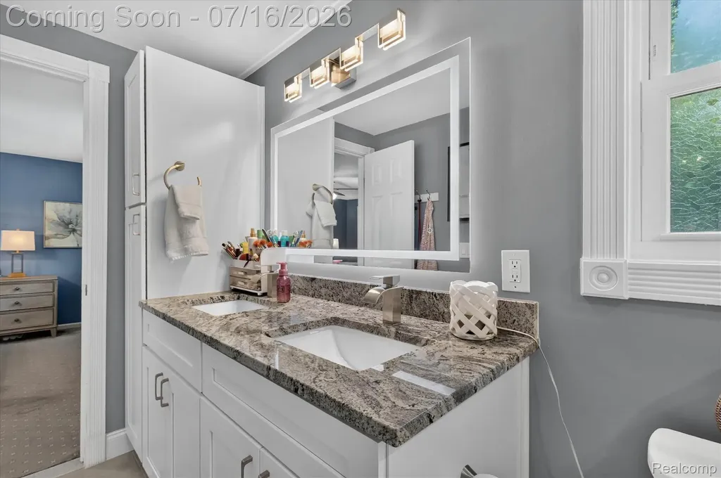 845 Abbey Lane Milford Village MI 48381