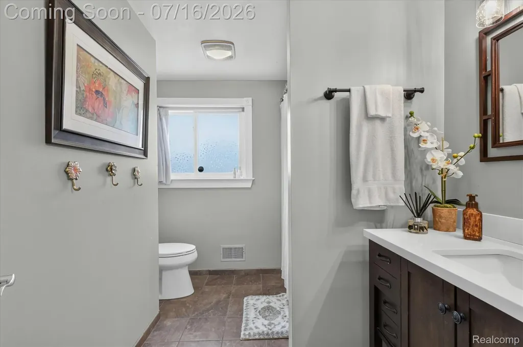 845 Abbey Lane Milford Village MI 48381