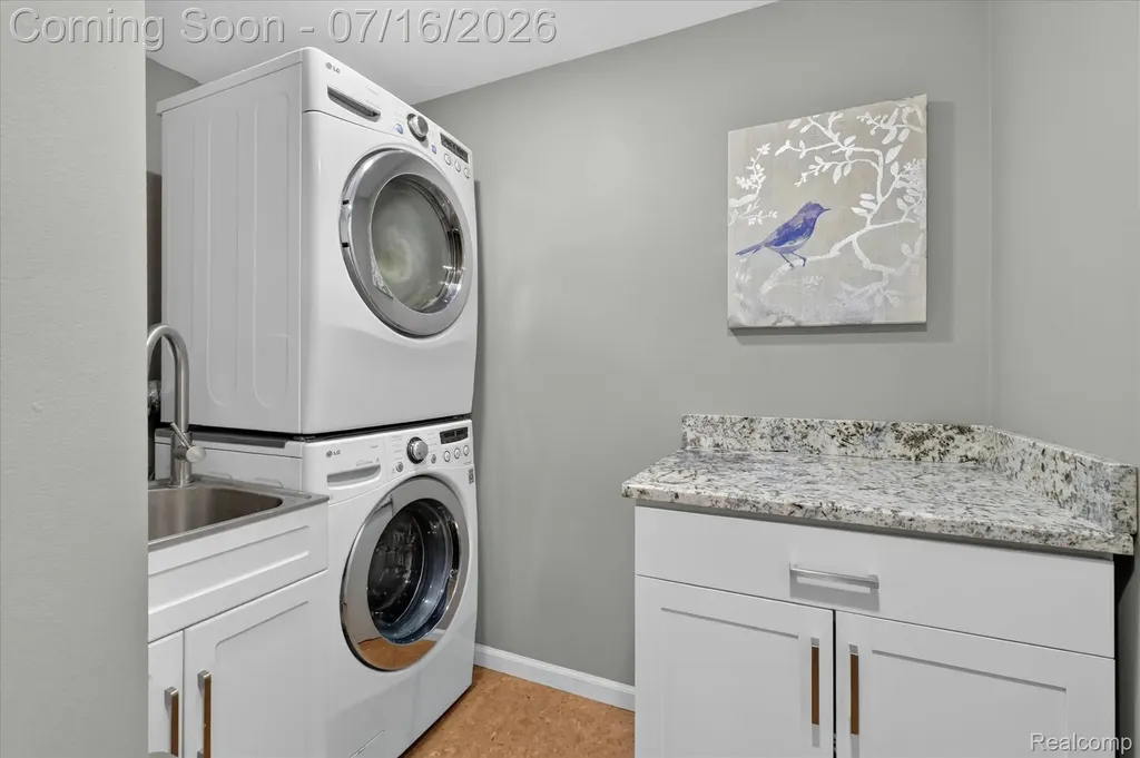 845 Abbey Lane Milford Village MI 48381