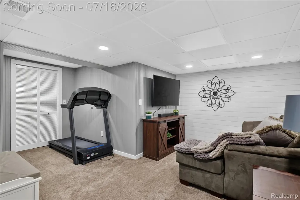 845 Abbey Lane Milford Village MI 48381