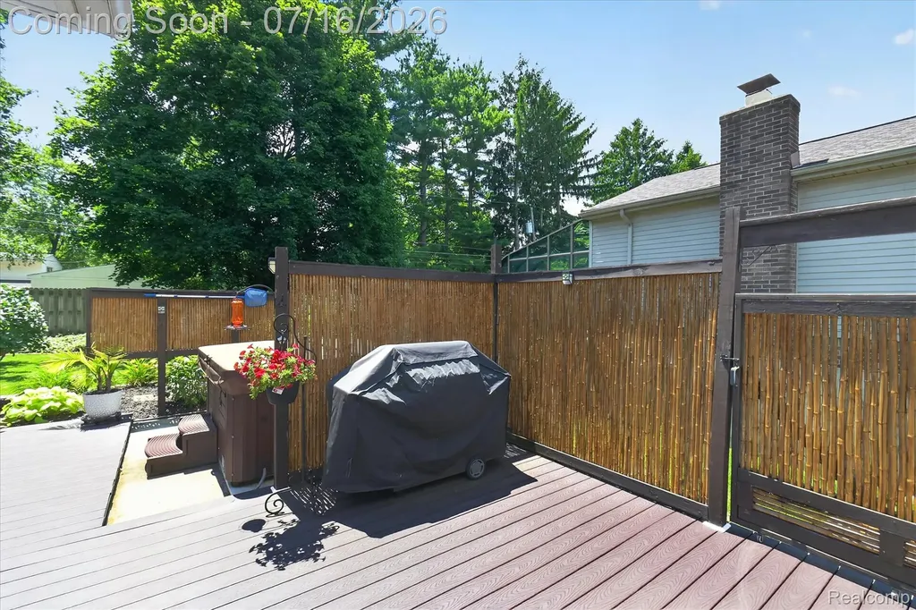 845 Abbey Lane Milford Village MI 48381