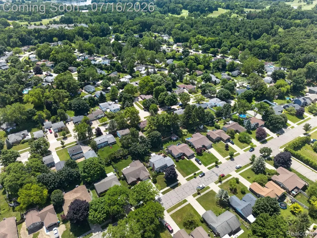 845 Abbey Lane Milford Village MI 48381