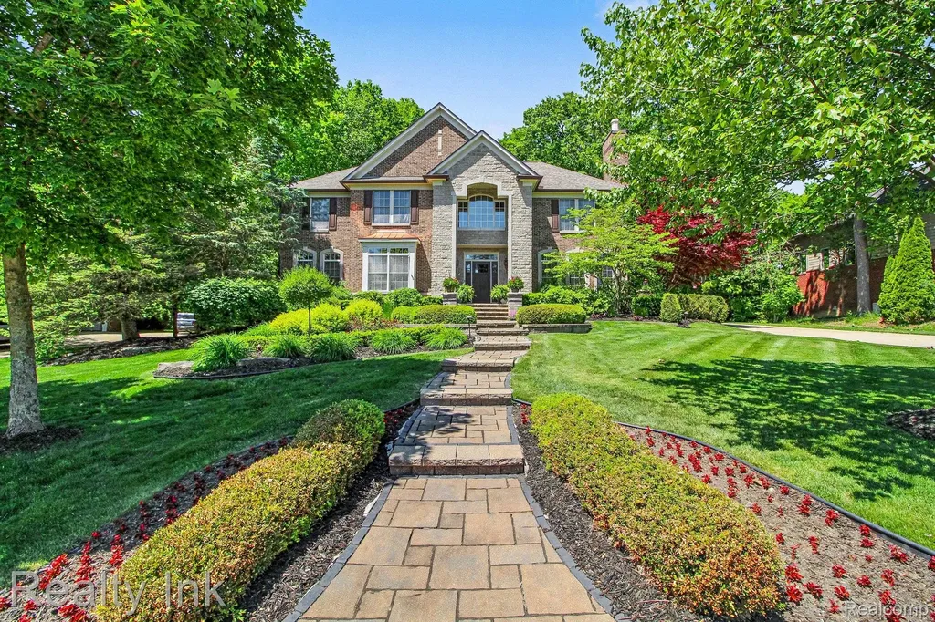 8273 Trafford Court Canton Charter Township MI 48187
