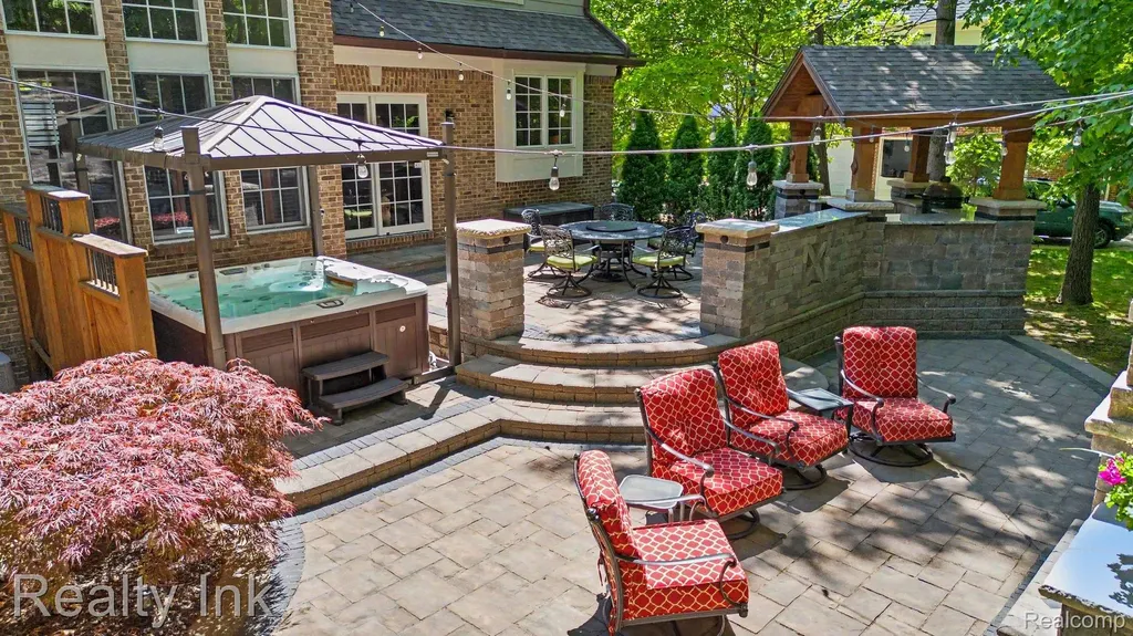 8273 Trafford Court Canton Charter Township MI 48187