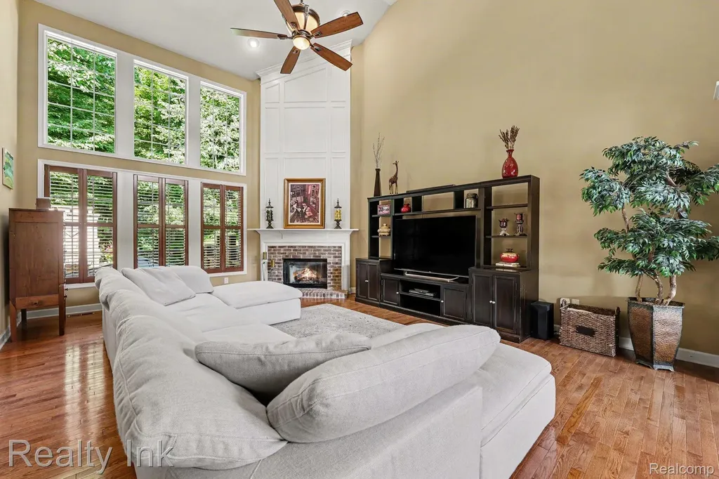 8273 Trafford Court Canton Charter Township MI 48187