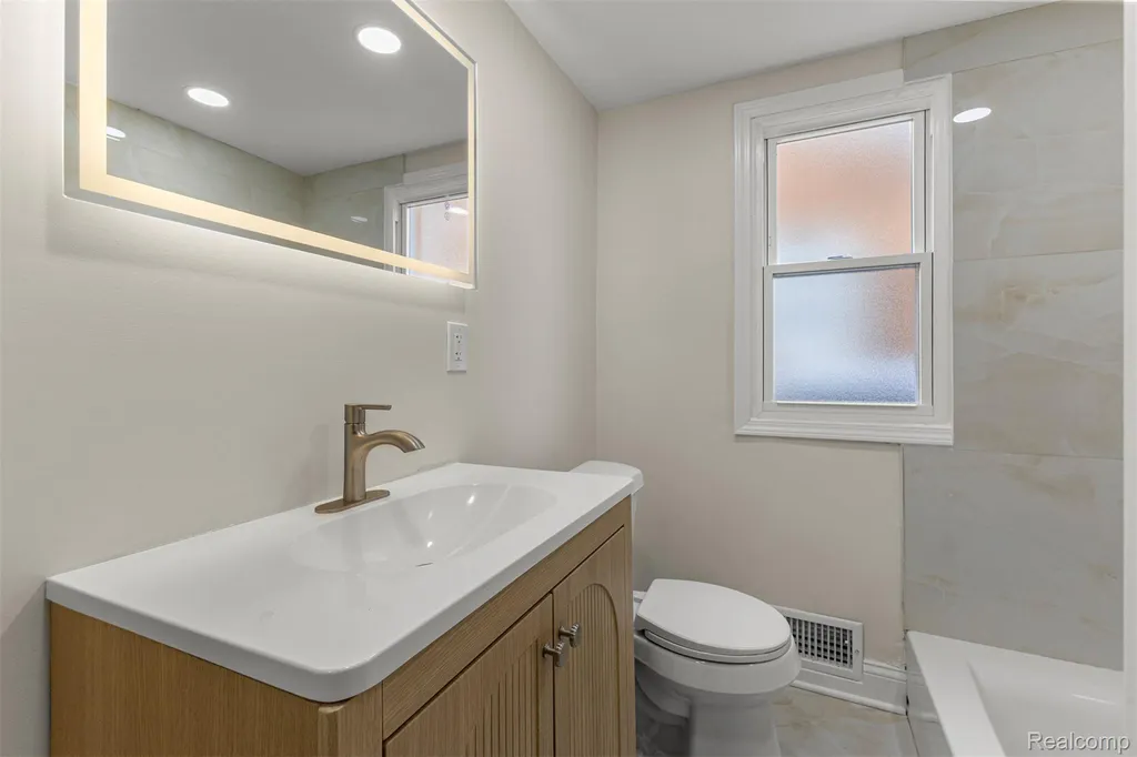 4535 Mead Street Dearborn City MI 48126