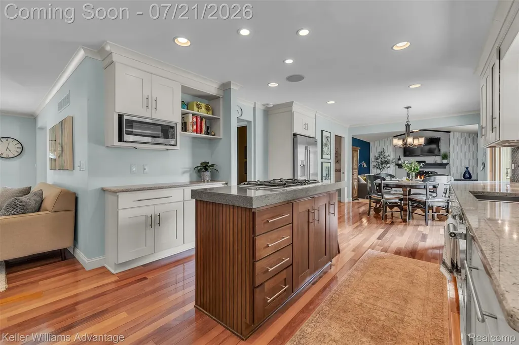 49276 Harvest Drive Plymouth Charter Township MI 48170