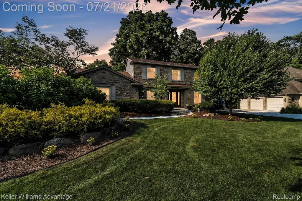 49276 Harvest Drive Plymouth Charter Township MI 48170