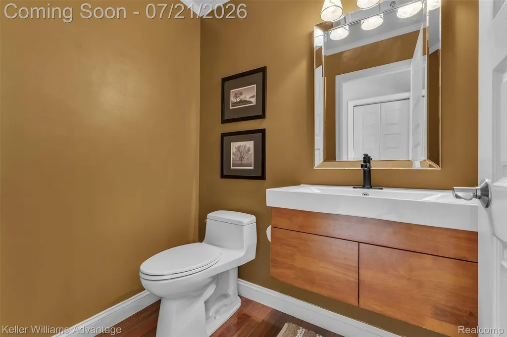 49276 Harvest Drive Plymouth Charter Township MI 48170