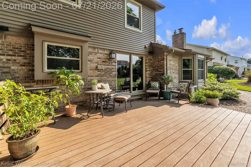 49276 Harvest Drive Plymouth Charter Township MI 48170