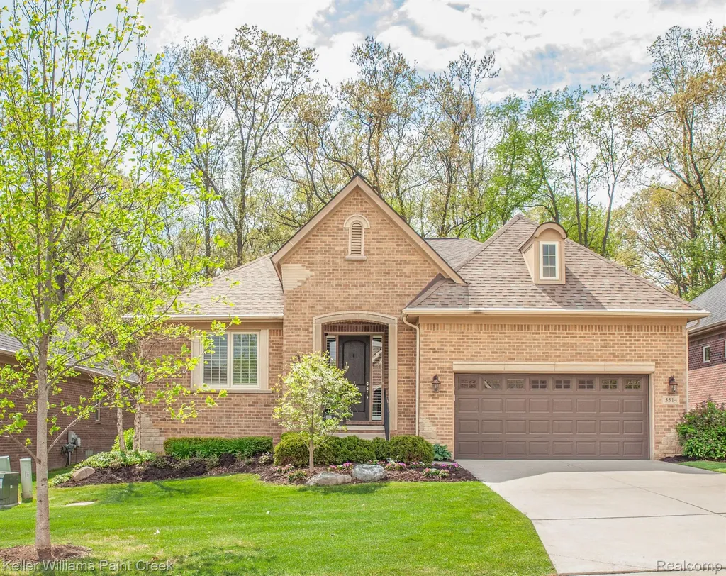 5514 Woodfall Road Independence Charter Township MI 48348
