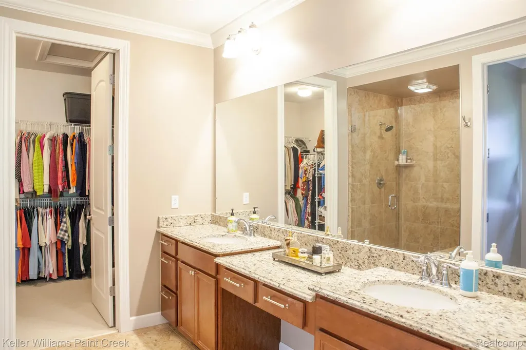 5514 Woodfall Road Independence Charter Township MI 48348