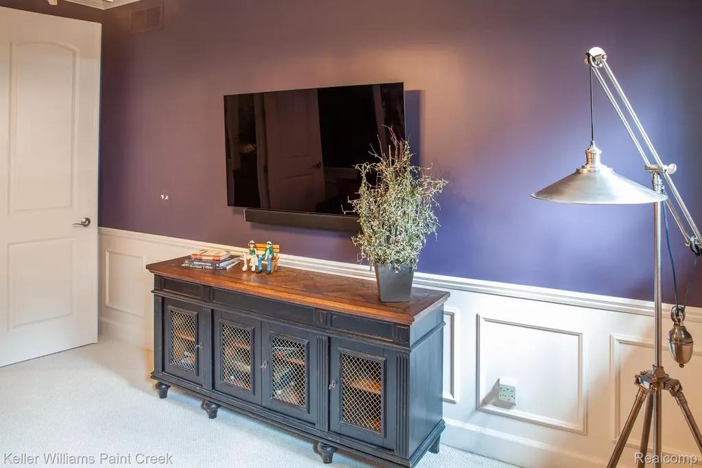 5514 Woodfall Road Independence Charter Township MI 48348