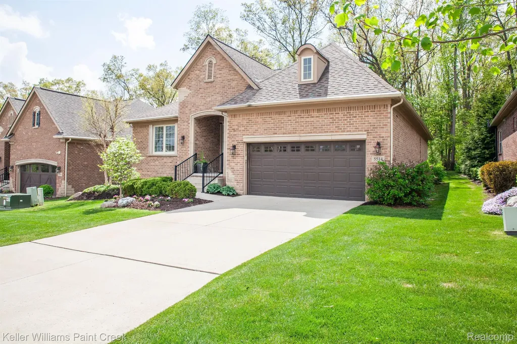 5514 Woodfall Road Independence Charter Township MI 48348