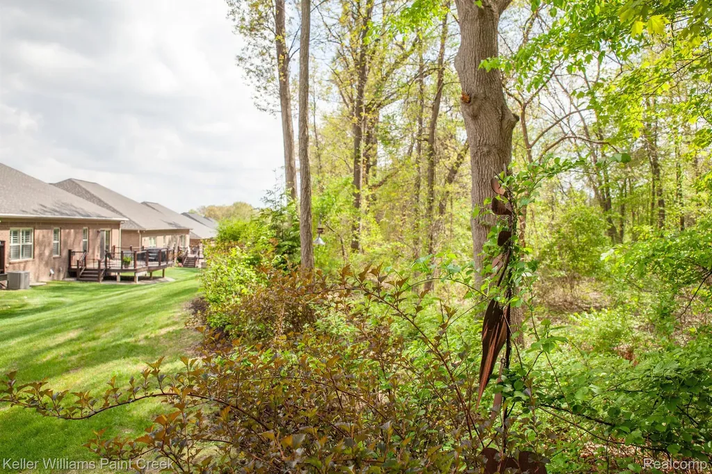 5514 Woodfall Road Independence Charter Township MI 48348