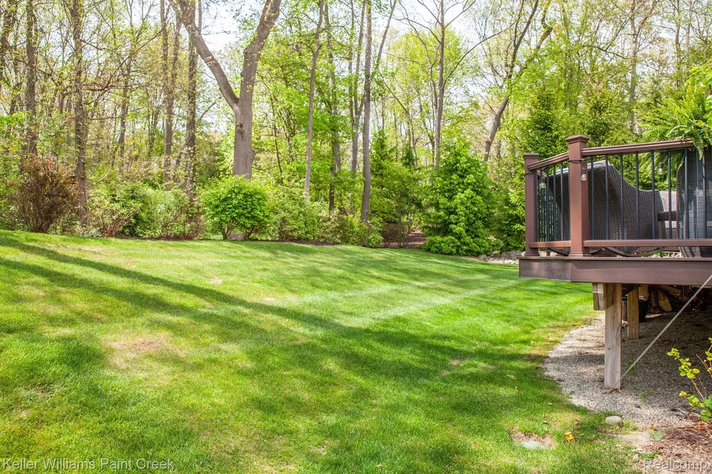 5514 Woodfall Road Independence Charter Township MI 48348