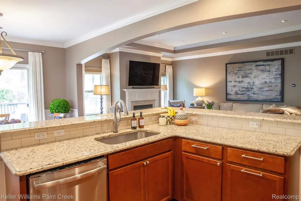 5514 Woodfall Road Independence Charter Township MI 48348
