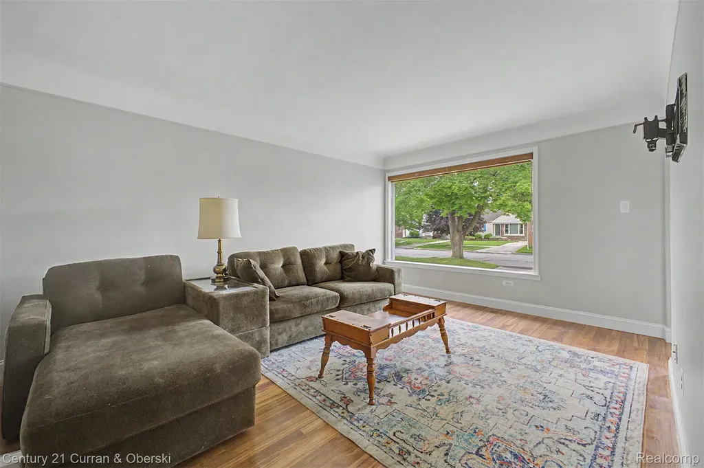 9952 Park Avenue Allen Park City MI 48101