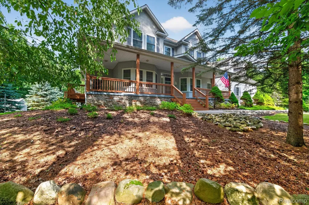 2523 Pheasant Run Brandon Charter Township MI 48462