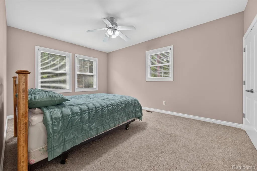2523 Pheasant Run Brandon Charter Township MI 48462