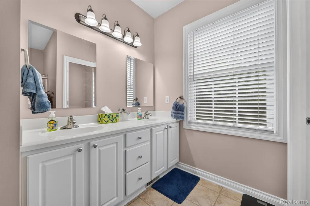 2523 Pheasant Run Brandon Charter Township MI 48462