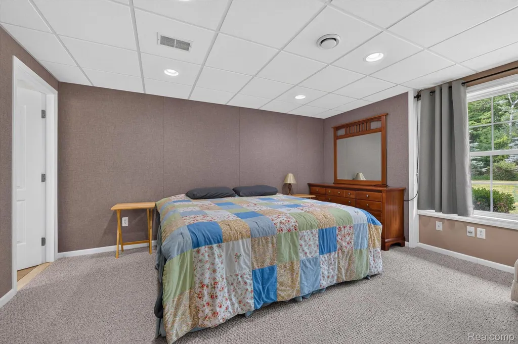 2523 Pheasant Run Brandon Charter Township MI 48462