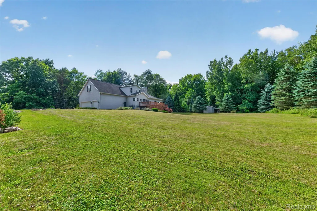 2523 Pheasant Run Brandon Charter Township MI 48462
